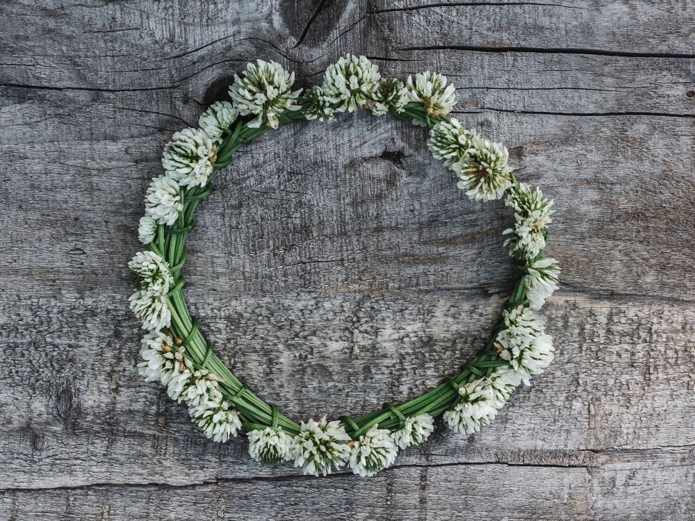 Wianek z kwiatów polnych