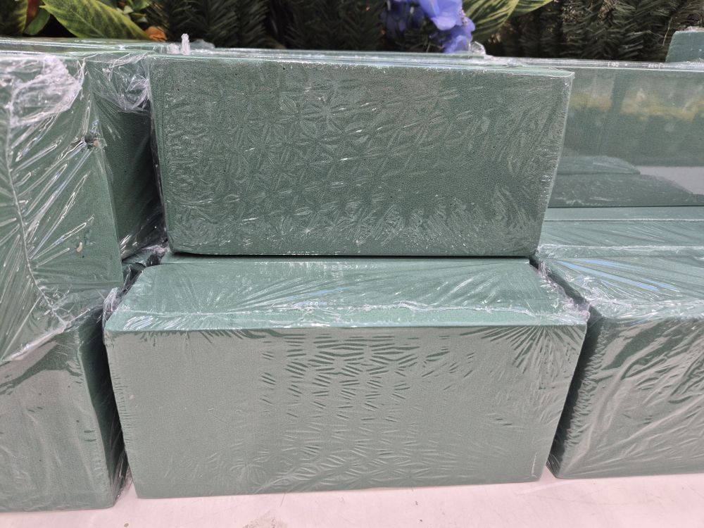 Gąbka florystyczna w sklepie