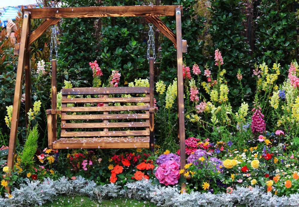 Huśtawki ogrodowe - jak wybrać idealną