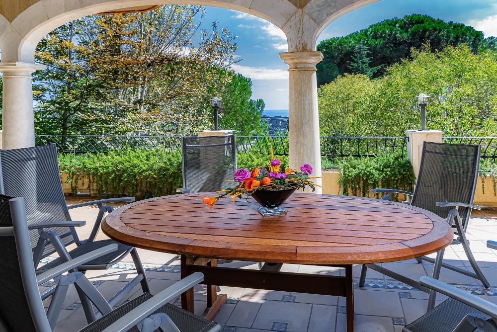 Stół ogrodowy owalny